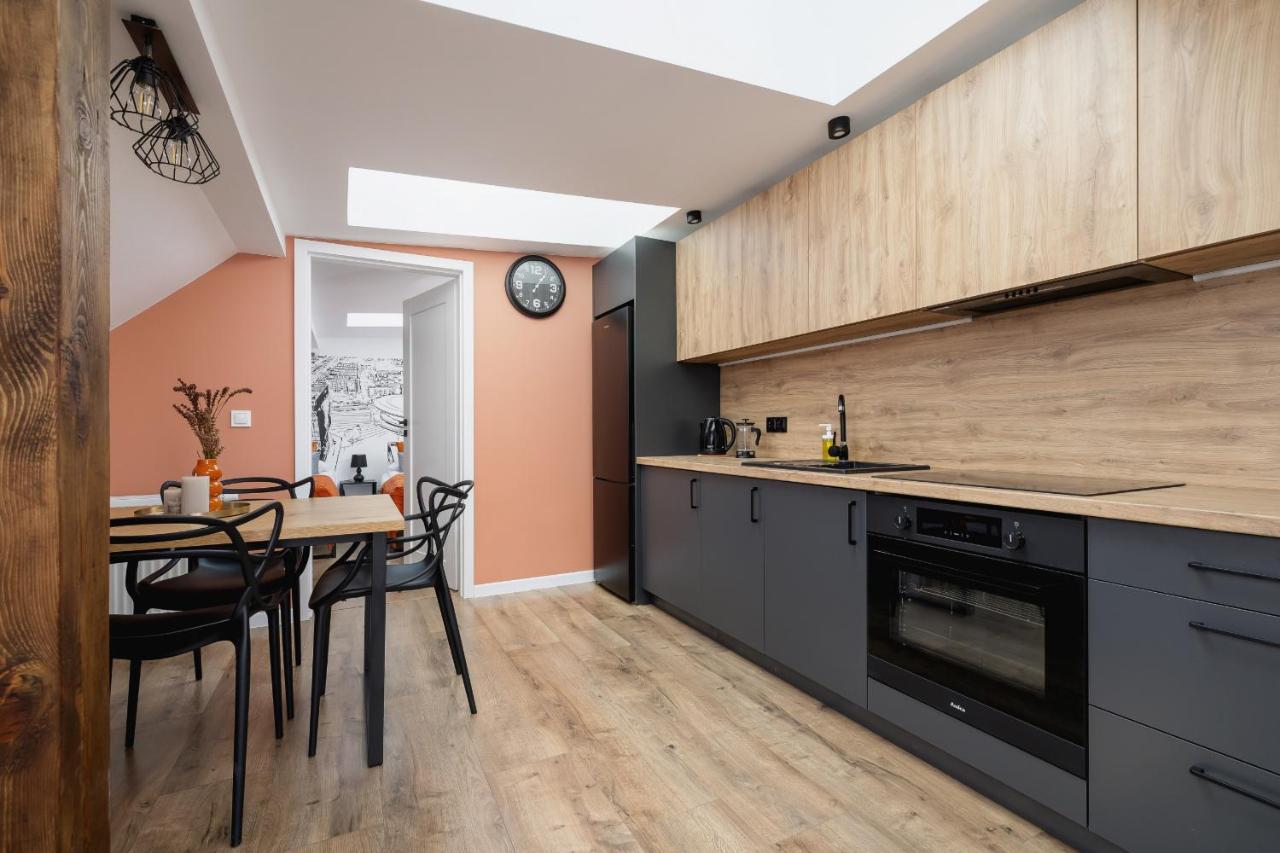 Cosy Apartments Kosciuszki Near The Main Train Station By Noclegi Renters Kattowitz Exterior foto