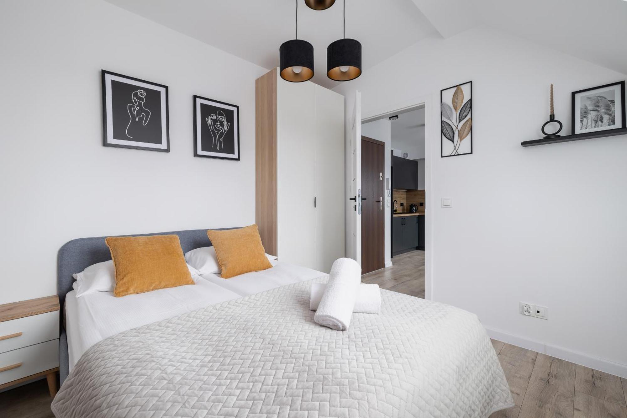 Cosy Apartments Kosciuszki Near The Main Train Station By Noclegi Renters Kattowitz Exterior foto