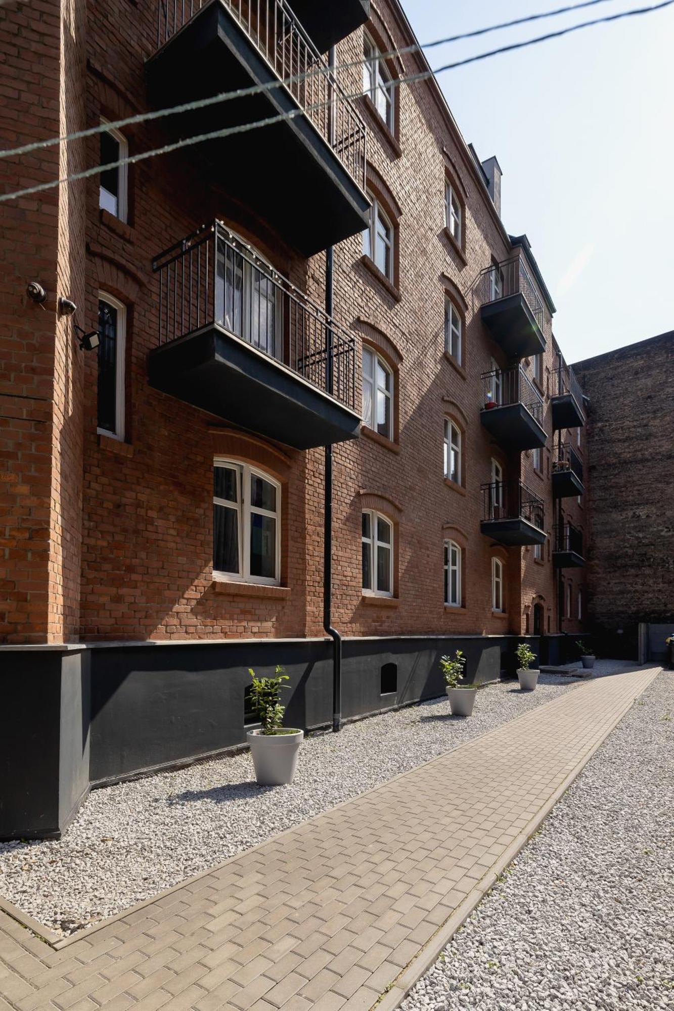 Cosy Apartments Kosciuszki Near The Main Train Station By Noclegi Renters Kattowitz Exterior foto