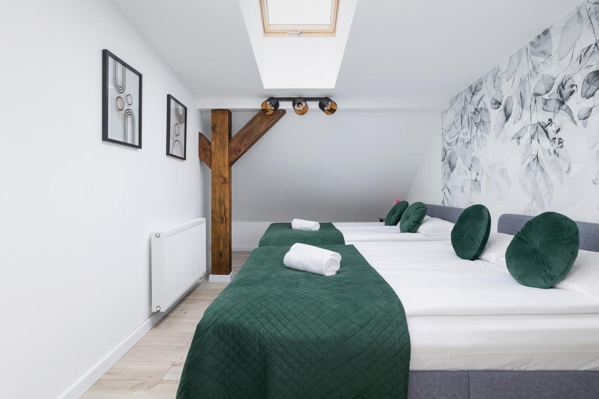 Cosy Apartments Kosciuszki Near The Main Train Station By Noclegi Renters Kattowitz Exterior foto